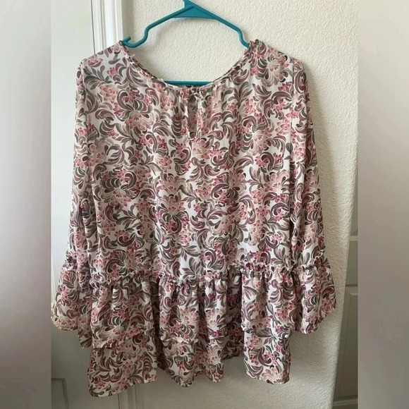 Flint and Moss women’s ruffled bell sleeve blouse size XL - Picture 2 of 5